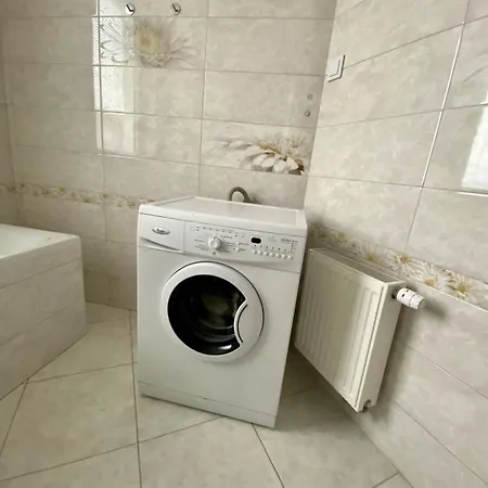 новобуд.стрийська,ашан,сихів,автовокзал Apartman *