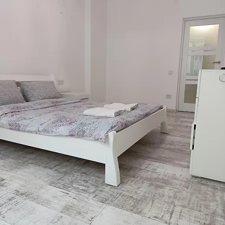 Apartman новобуд.стрийська,ашан,сихів,автовокзал Lviv