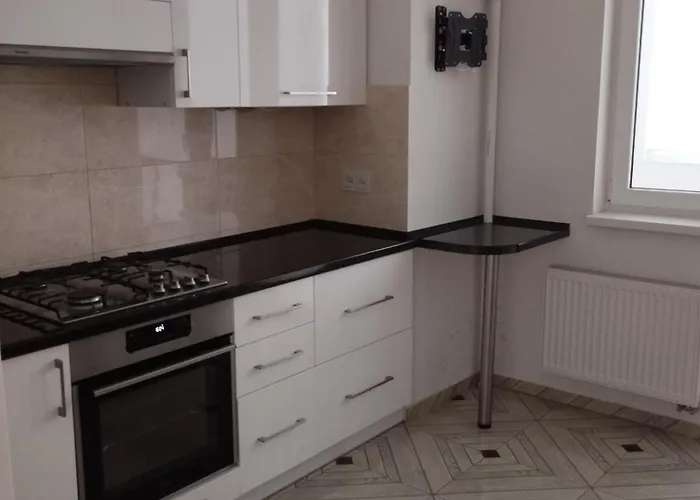 公寓 новобуд 利沃夫